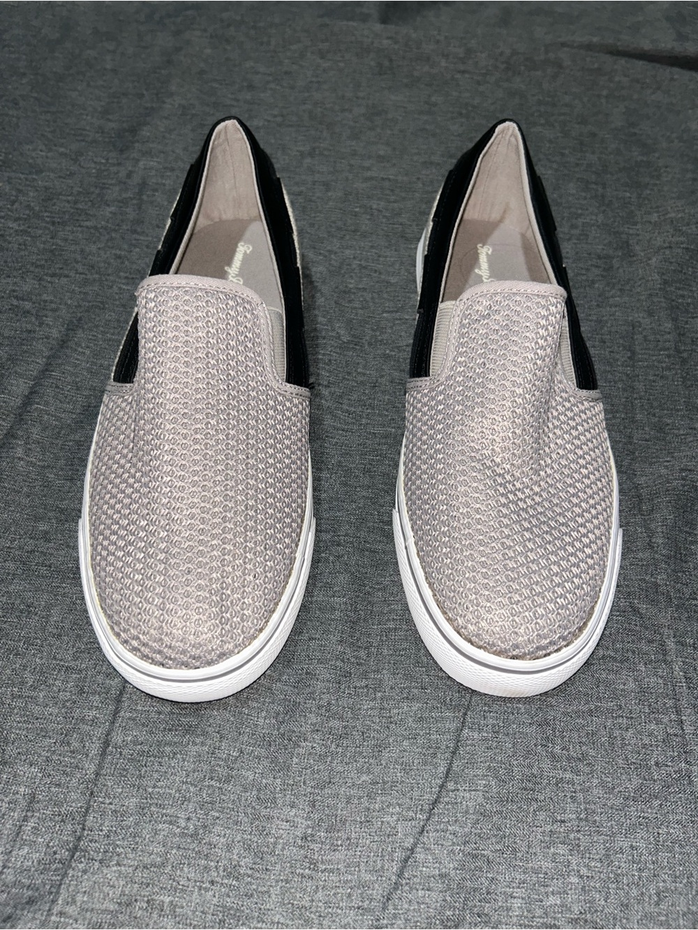 Tommy Bahama Men's Slip-On Knit Loafers in Light Gray and Black